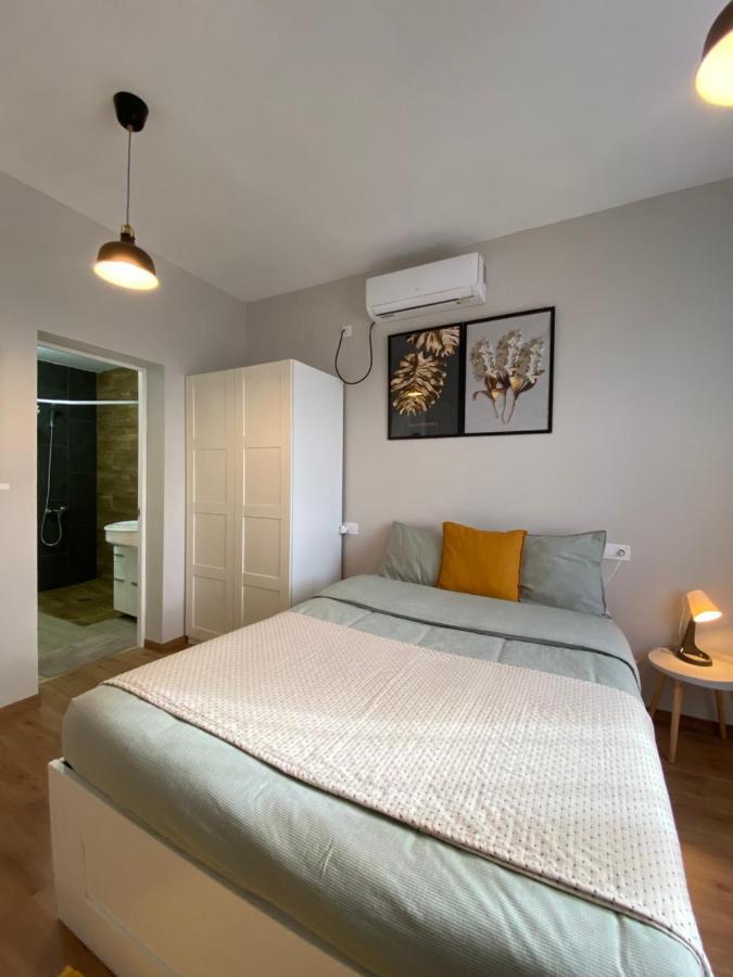 Hostal Orange Vibes Paterna Εξωτερικό φωτογραφία